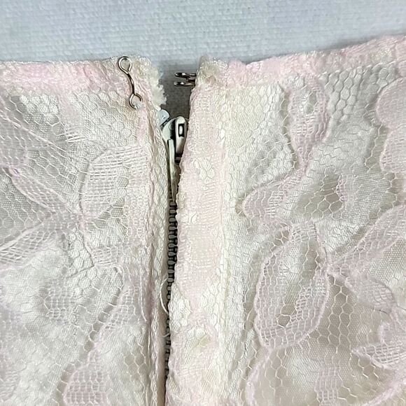 VINTAGE.. baby pink, lace dress.. prom, bridesmaids, costume.. - Picture 5 of 16